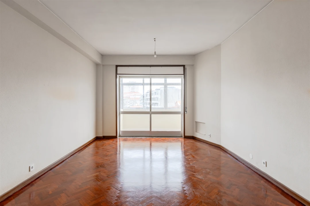 Apartamento T3 para Venda em Bonfim Foto 1