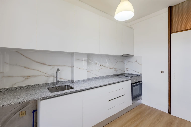 Apartamento T3 para Venda em Bonfim Foto 6