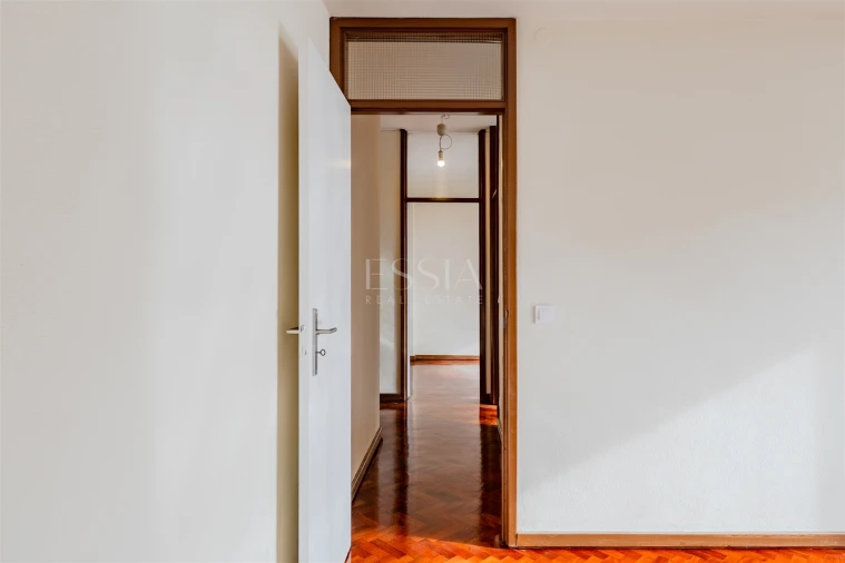 Apartamento T3 para Venda em Bonfim Foto 29