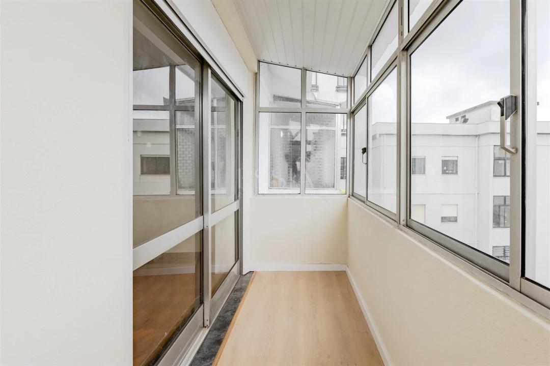 Apartamento T3 para Venda em Bonfim Foto 8