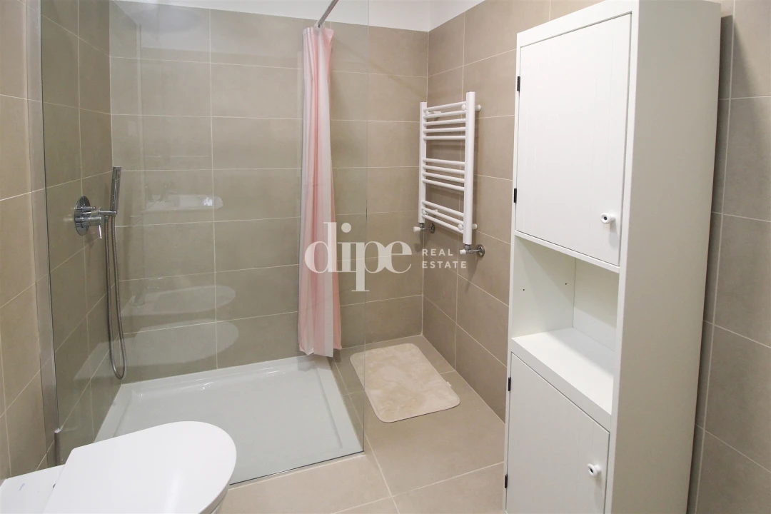 Apartamento T1 para Arrendamento em Azurem Foto 11