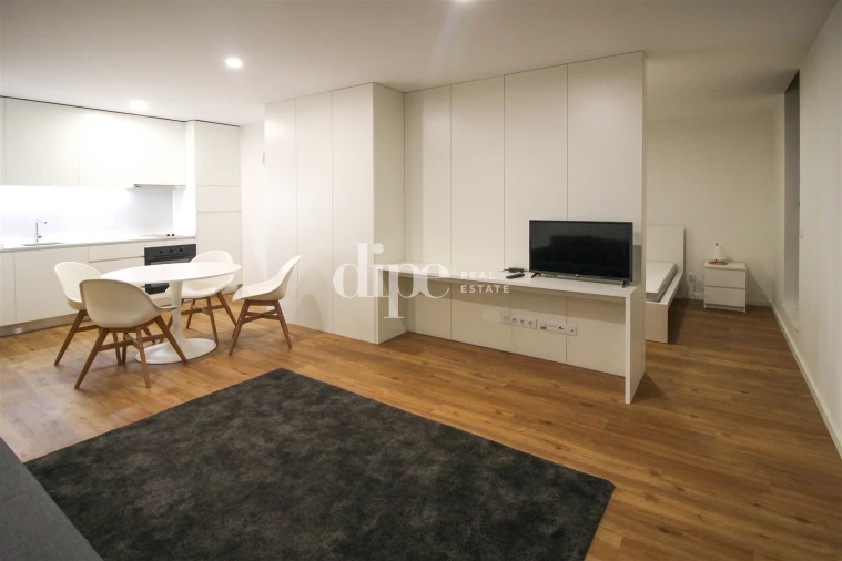 Apartamento T1 para Arrendamento em Azurem Foto 6