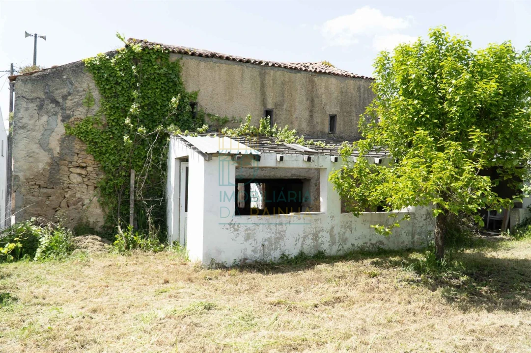 Quinta T8 para Venda em Lamas Foto 47