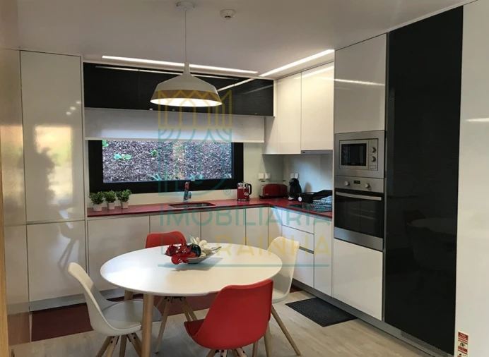 Negócio para Venda em Castanheira de Pêra e Coentral Foto 10