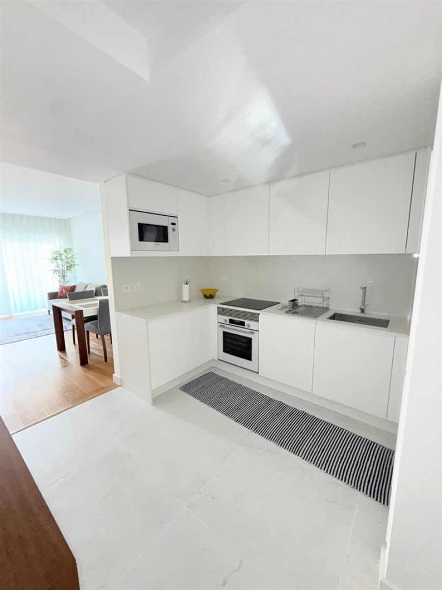 Apartamento T2 para Venda em São Martinho Foto 8