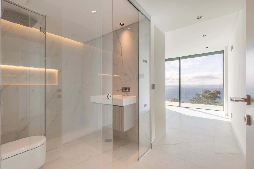 Moradia T4 para Venda em Funchal (Santa Maria Maior) Foto 28