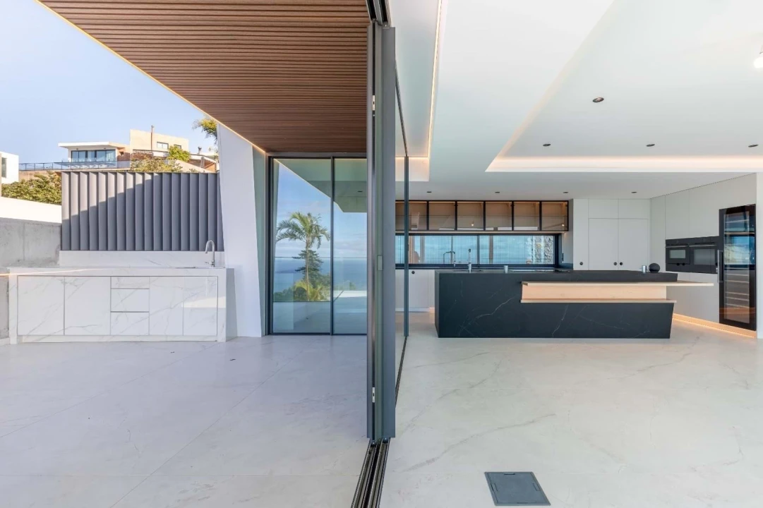 Moradia T4 para Venda em Funchal (Santa Maria Maior) Foto 19