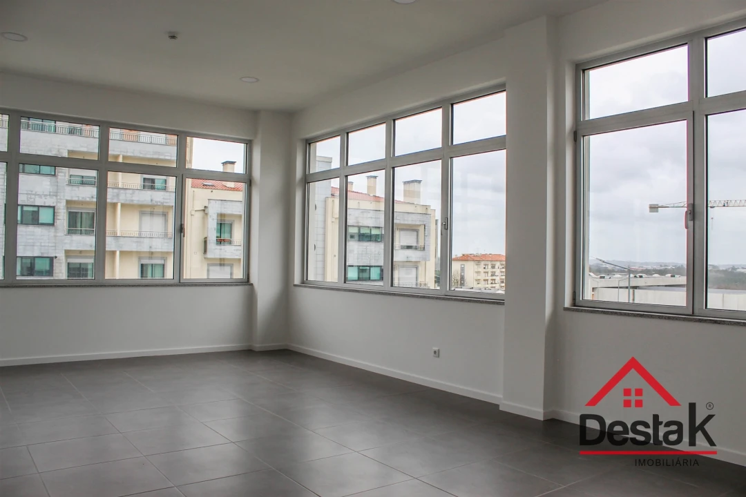 Loja para Venda em Ranhados Foto 1