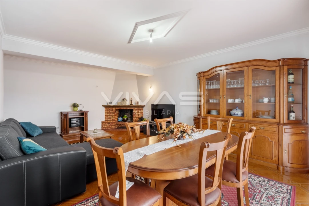 Apartamento T3 para Venda em Vila Verde e Barbudo Foto 7