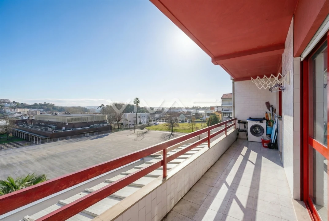 Apartamento T3 para Venda em Vila Verde e Barbudo Foto 5