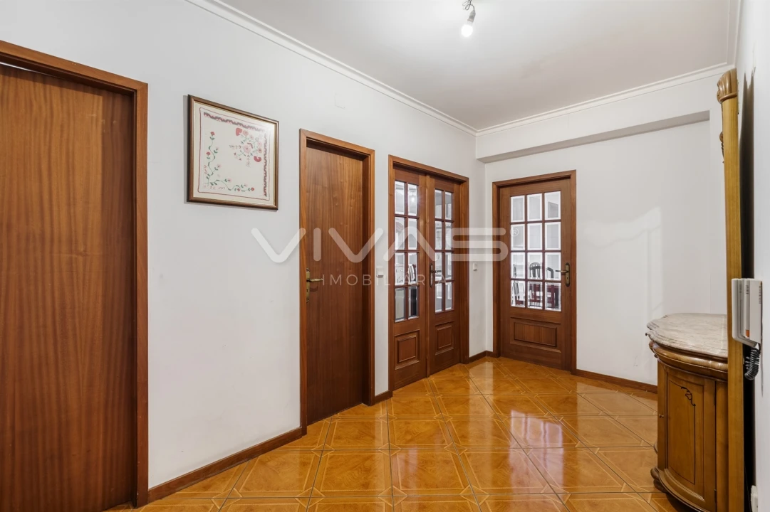 Apartamento T3 para Venda em Vila Verde e Barbudo Foto 11