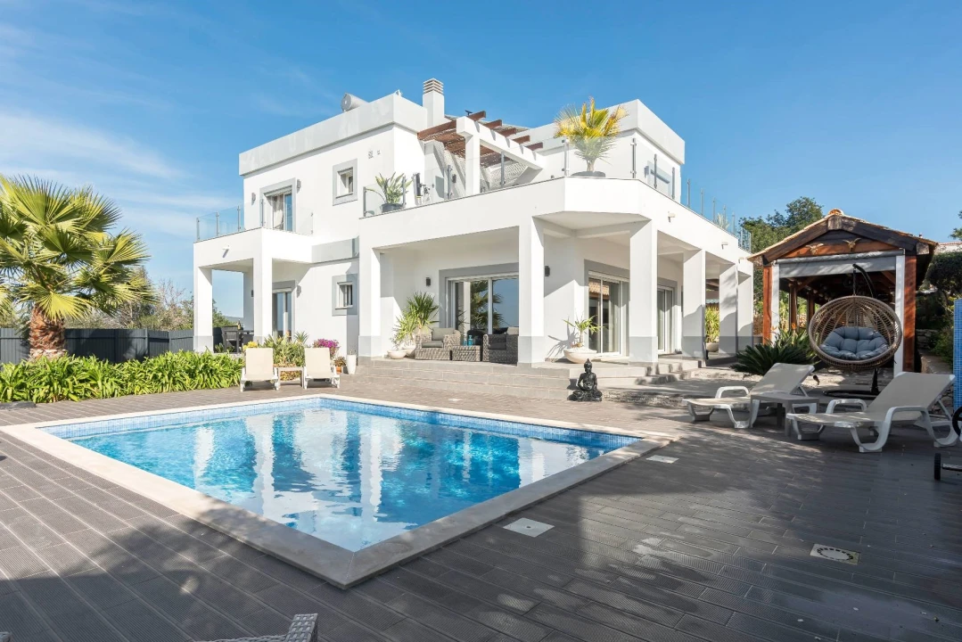 Moradia T4 para Venda em Paderne Foto 2