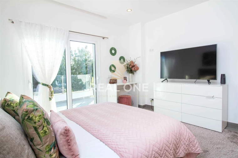 Moradia T4 para Venda em Paderne Foto 32