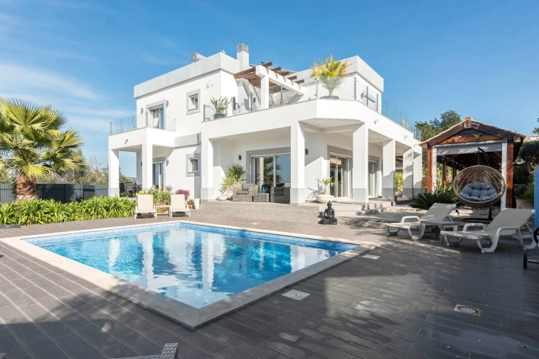 Moradia T4 para Venda em Paderne Foto 2