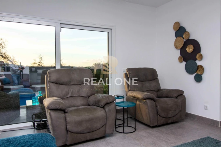 Moradia T4 para Venda em Paderne Foto 6