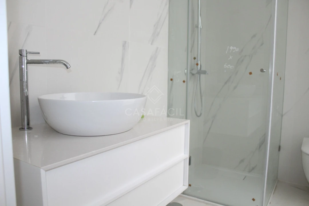 Apartamento T1 para Arrendamento em Alcochete Foto 7