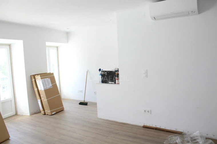 Apartamento T1 para Arrendamento em Alcochete Foto 5