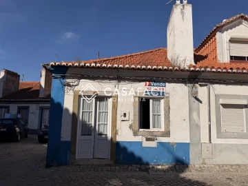 Moradia T1 para Venda em Alcochete