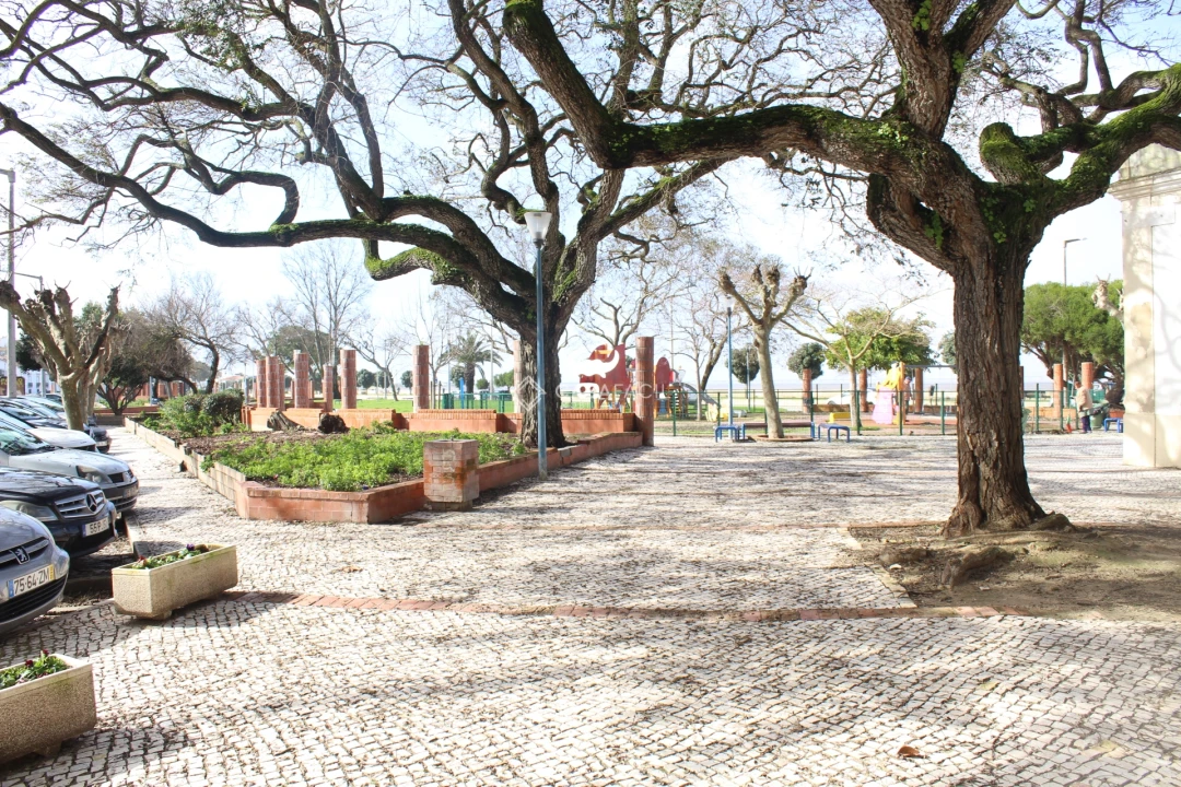 Moradia T1 para Venda em Alcochete Foto 13