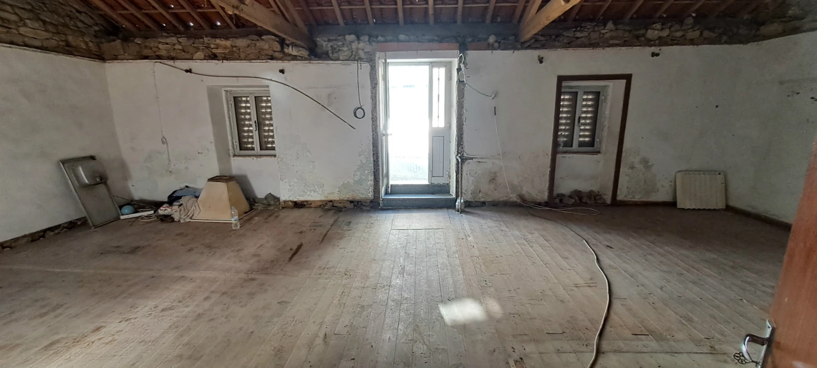 Moradia T2 para Venda em Miranda do Douro Foto 11