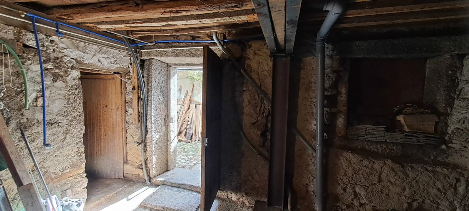 Moradia T2 para Venda em Miranda do Douro Foto 28