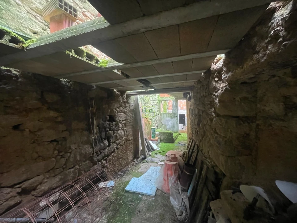 Moradia T1 para Venda em Póvoa de Rio de Moinhos e Cafede Foto 16