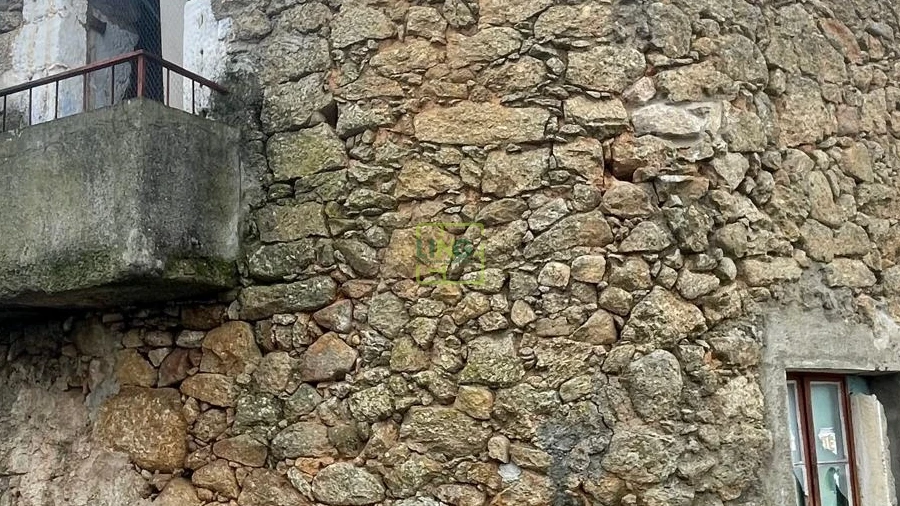 Moradia T1 para Venda em Póvoa de Rio de Moinhos e Cafede