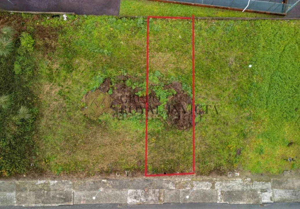 Terreno para Venda em Ermesinde Foto 3