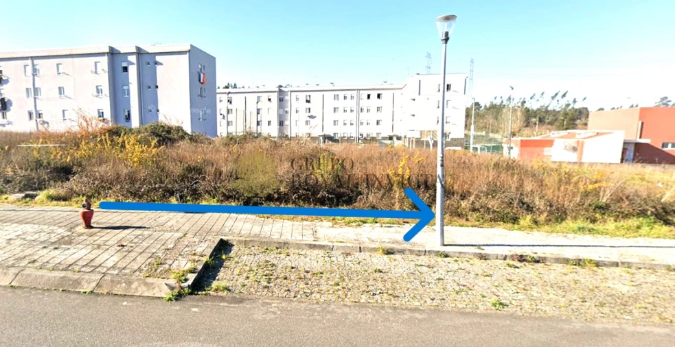 Terreno para Venda em Ermesinde Foto 1