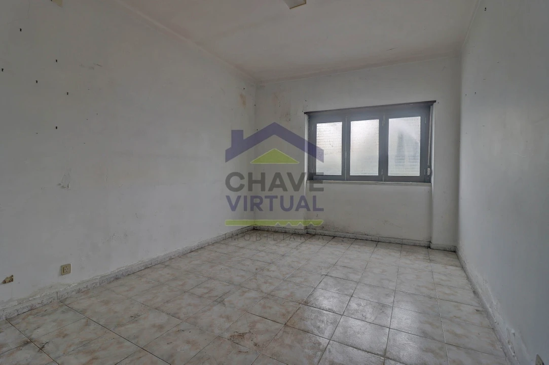 Moradia T4 para Venda em Bombarral e Vale Covo Foto 5