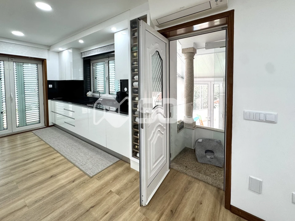 Moradia T4 para Venda em Gondomar (São Cosme), Valbom e Jovim Foto 4