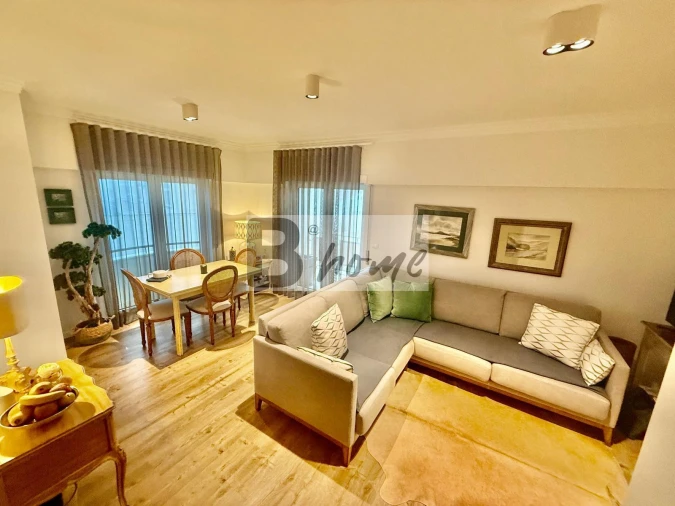 Apartamento T1 para Venda em Charneca de Caparica e Sobreda