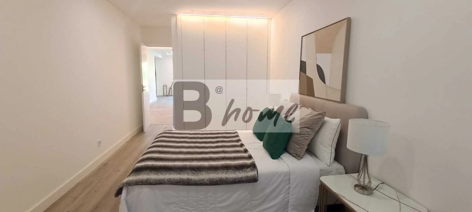 Apartamento T3 para Venda em Benfica Foto 3