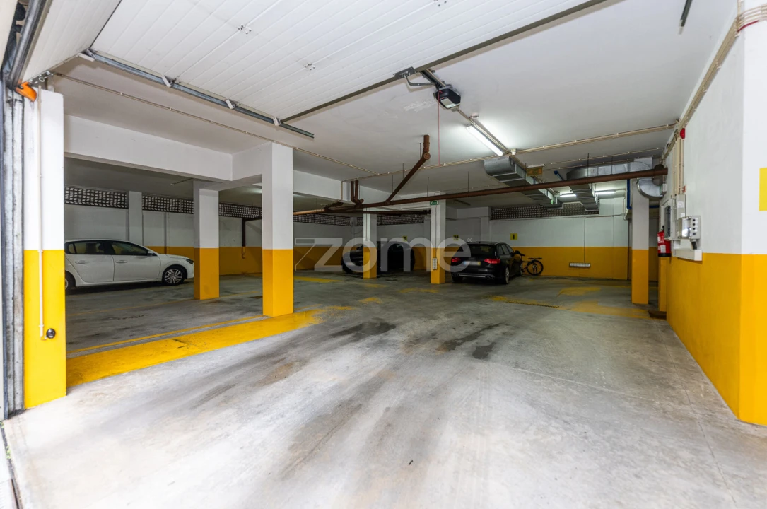 Apartamento T1 para Arrendamento em Grijó e Sermonde Foto 45