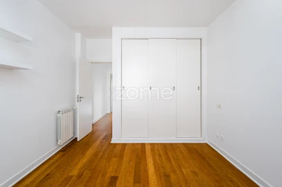 Apartamento T4 para Arrendamento em Cascais e Estoril