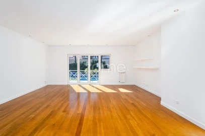Apartamento T4 para Arrendamento em Cascais e Estoril