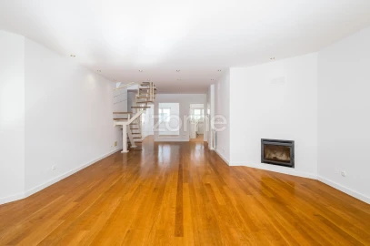 Apartamento T4 para Arrendamento em Cascais e Estoril