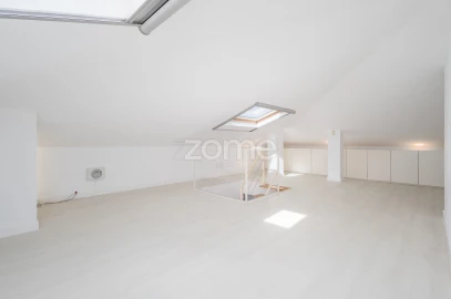 Apartamento T4 para Arrendamento em Cascais e Estoril