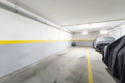 Apartamento T4 para Arrendamento em Cascais e Estoril