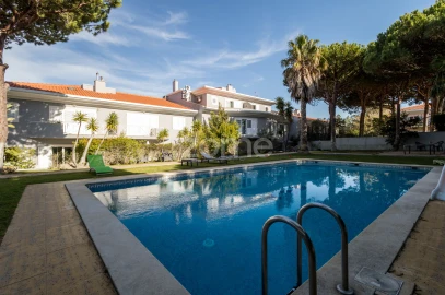 Apartamento T4 para Arrendamento em Cascais e Estoril