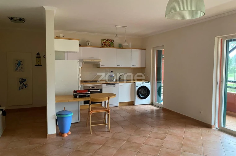 Apartamento T2 para Arrendamento em Charneca de Caparica e Sobreda Foto 5