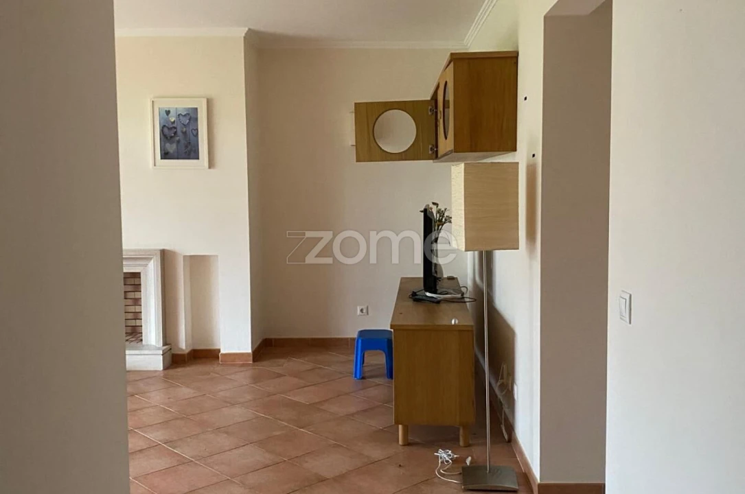 Apartamento T2 para Arrendamento em Charneca de Caparica e Sobreda Foto 6