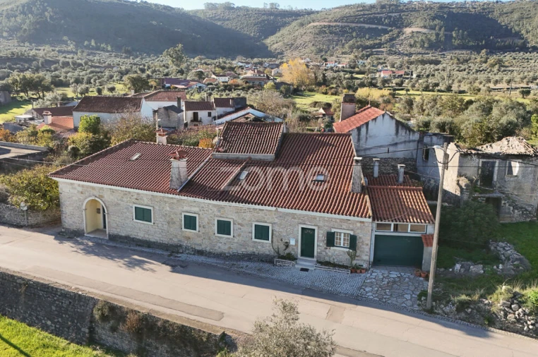 Moradia T2 para Venda em São Miguel, Santa Eufémia e Rabaçal Foto 36