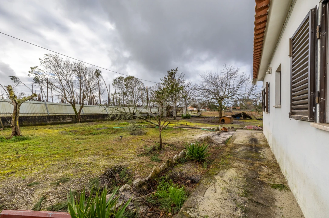 Moradia T2 para Venda em Moita Foto 15