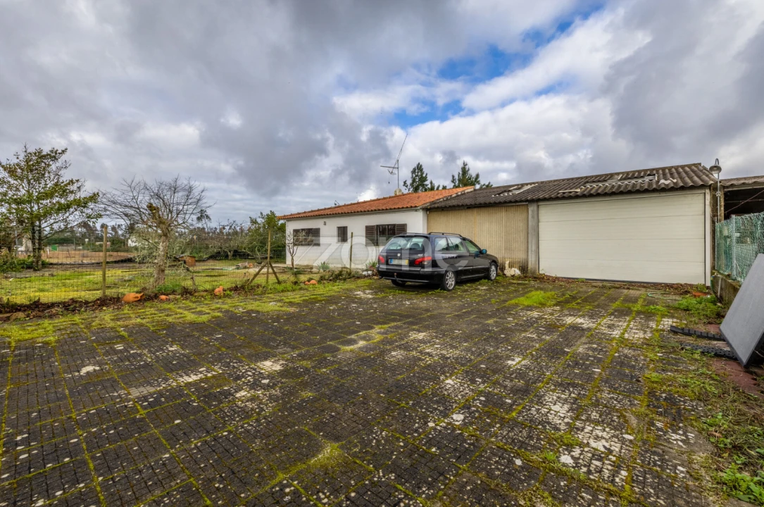 Moradia T2 para Venda em Moita Foto 17