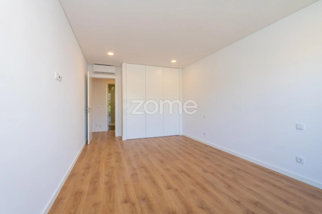 Apartamento T2 para Venda em Alverca do Ribatejo e Sobralinho Foto 14