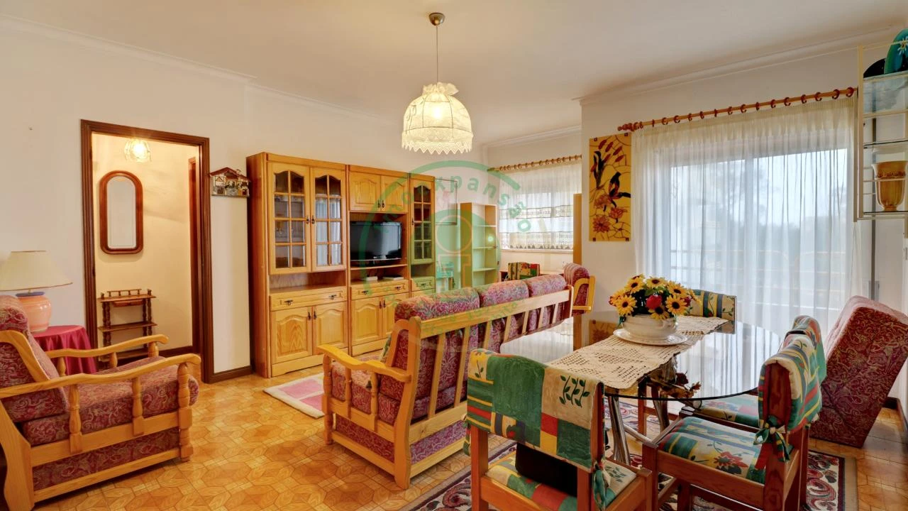 Apartamento T1 para Arrendamento em Buarcos Foto 4