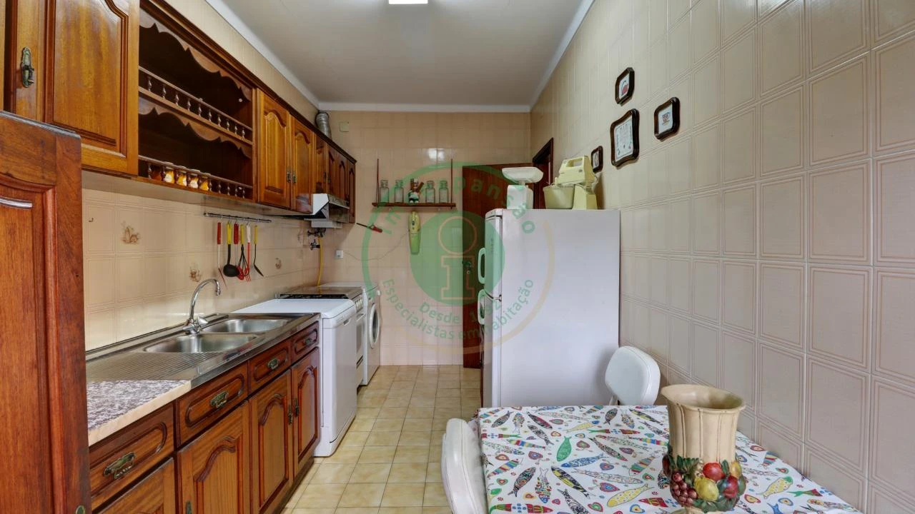 Apartamento T1 para Arrendamento em Buarcos Foto 7