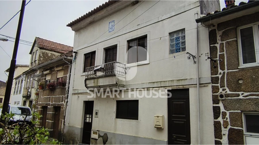 Moradia T4 para Venda em Midões Foto 1