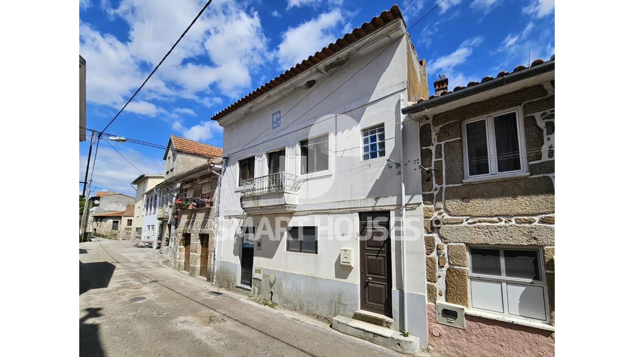 Moradia T4 para Venda em Midões Foto 1